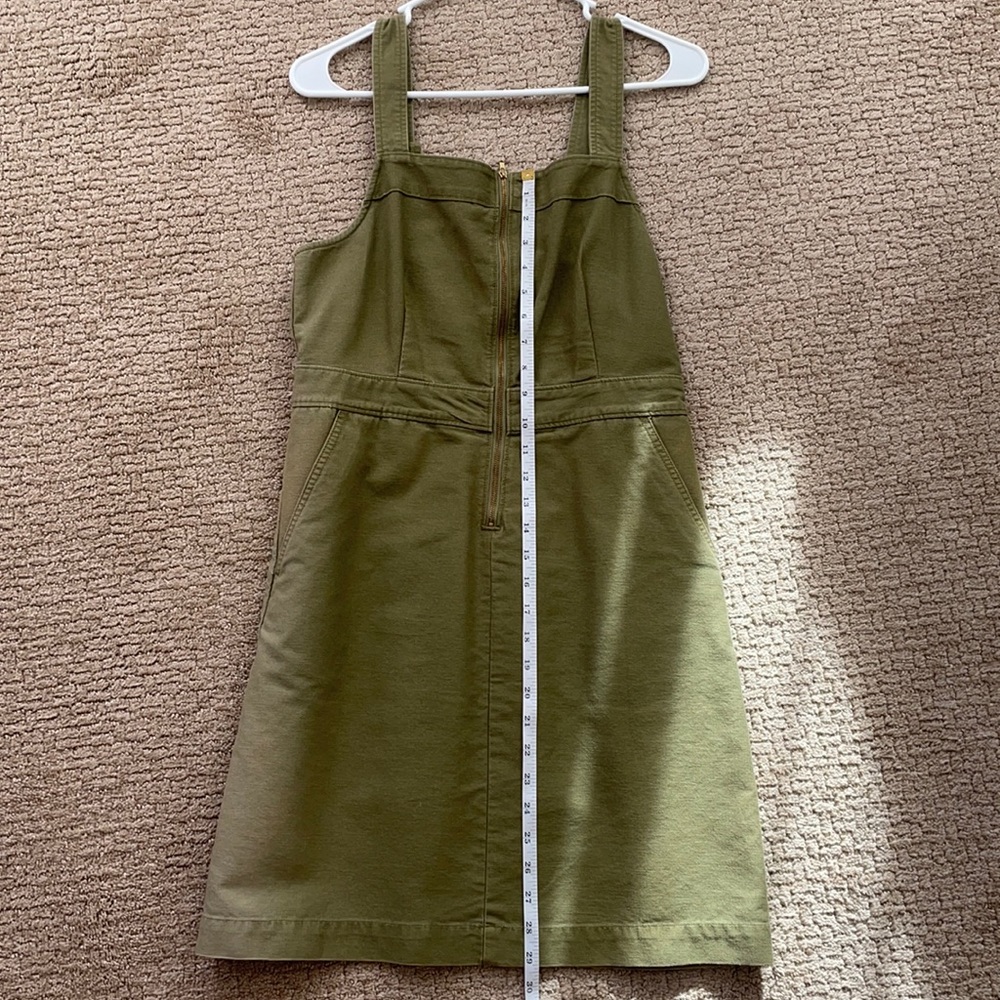 Olive green cotton dress with zipper